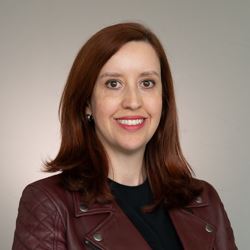 Luciana Quintanilha, LICSW